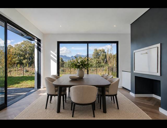 4 BEDROOM HOUSE FOR SALE IN PAARL VALLEIJ LIFESTYLE ESTATE